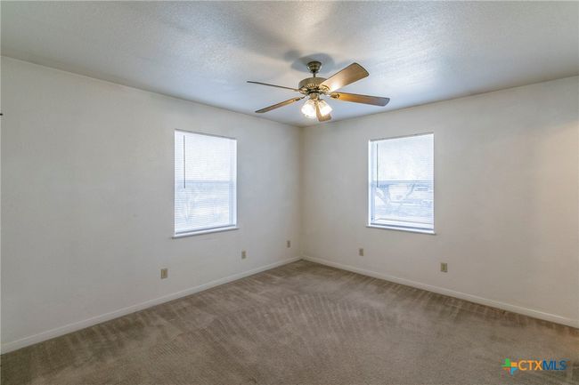 1001 Cherokee Trl, House other with 3 bedrooms, 2 bathrooms and null parking in Kempner TX | Image 6