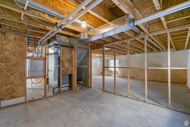 View of unfinished basement | Image 20