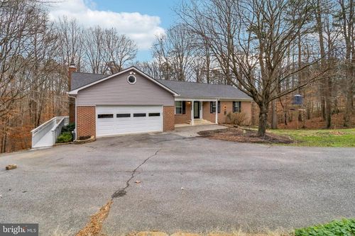 3545 Christiana Ct, Chesapeake Beach, MD, 20732-4058 | Card Image