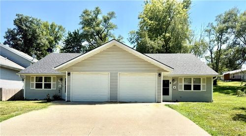 616 E 6th St, Maryville, MO, 64468-1737 | Card Image