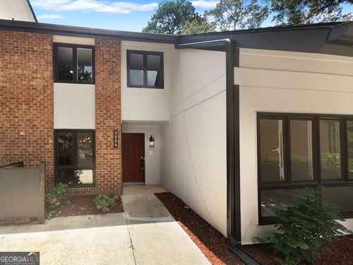 3224 Clairmont North Ne, Brookhaven, GA, 30329-1022 | Card Image