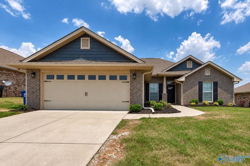 283 Harold Murphy Dr, Madison, AL, 35756-3156 | Card Image