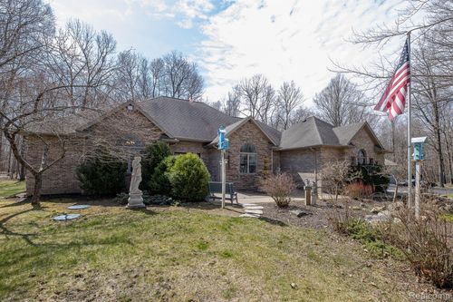 398 Meadowview Dr, Attica, MI, 48412-9688 | Card Image