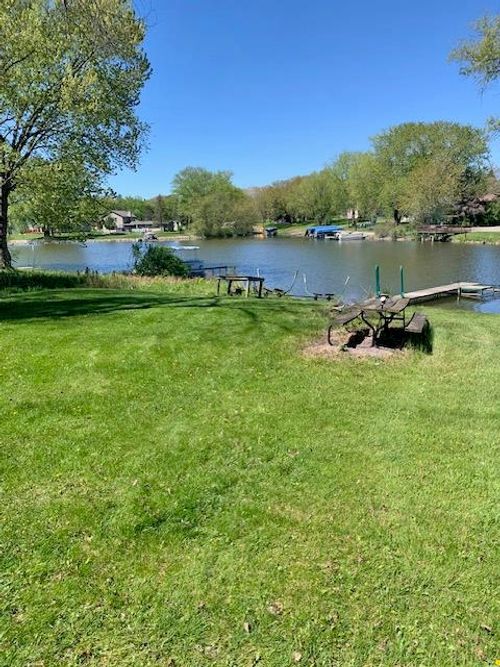S609 E Redstone Dr, La Valle, WI, 53941-9224 | Card Image