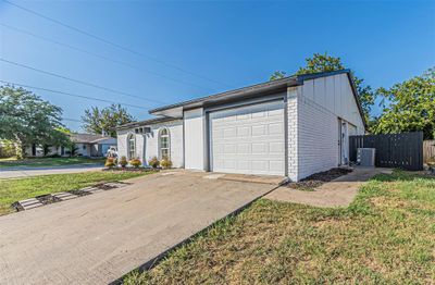 507 Ridgemont Drive, House other with 3 bedrooms, 2 bathrooms and null parking in Allen TX | Image 2