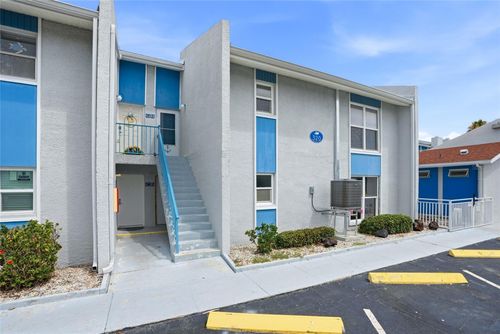 h-320 Medallion Blvd, Madeira Beach, FL, 33708-1941 | Card Image