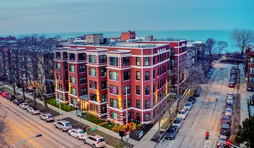 102-7645 N Sheridan Rd, Chicago, IL, 60626-1328 | Card Image