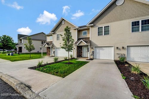 333 Shadow Wood Cir, Archbald, PA, 18403-7719 | Card Image