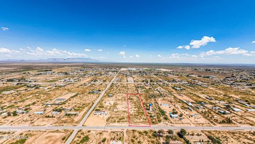 608 Luna Azul Dr, Chaparral, NM, 88081-7815 | Card Image