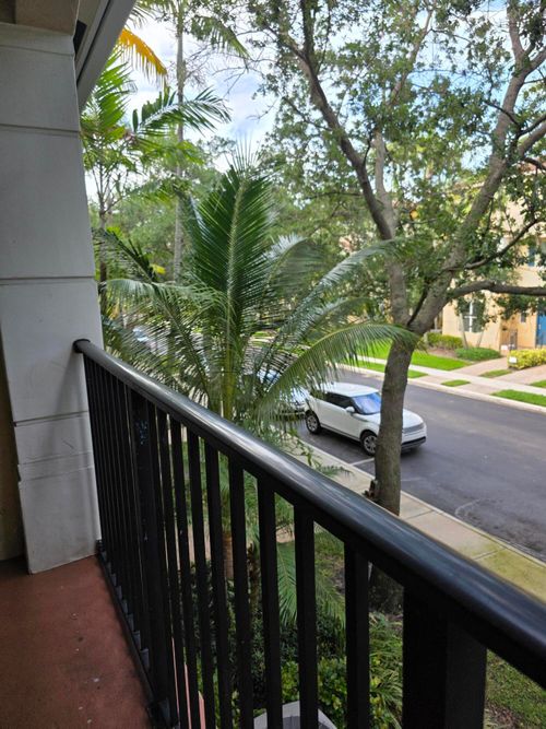 2866 S Oasis Dr, Boynton Beach, FL, 33426-8665 | Card Image