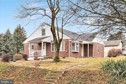 1225 Shumaker Rd, MANHEIM, PA, 17545-8230 | Card Image