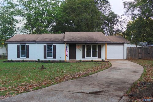 3906 Oak Glen Ter Sw, Huntsville, AL, 35805-5733 | Card Image