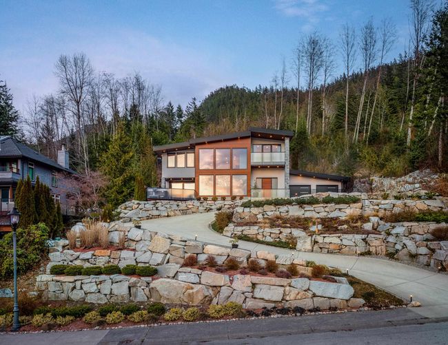 315 Furry Creek Drive, House other with 3 bedrooms, 3 bathrooms and 5 parking in West Vancouver BC | Image 31