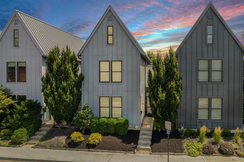978 Summit St, Columbus, OH, 43201-3546 | Card Image