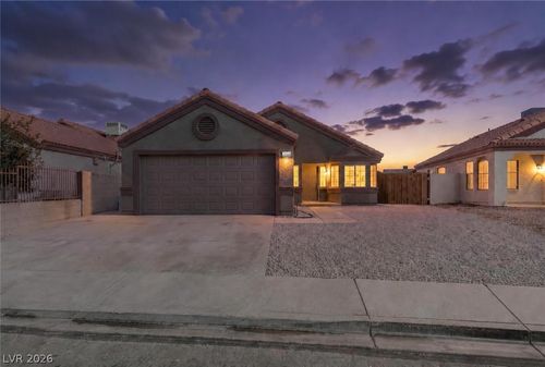 1512 Sapphire Springs Cir, Las Vegas, NV, 89108-0829 | Card Image