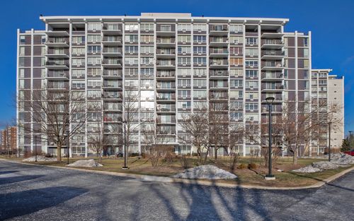 apt-8j-8809 W Golf Rd, Niles, IL, 60714-5730 | Card Image