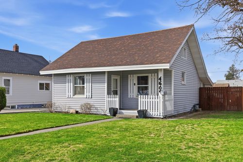 4609 N Madison St, Spokane, WA, 99205-1249 | Card Image