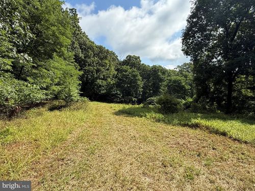 2091 Welsh Road, MOHNTON, PA, 19540 | Card Image