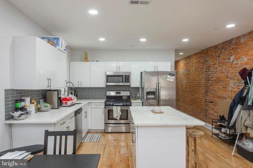 apt-1r-1629 Wallace St, PHILADELPHIA, PA, 19130-3324 | Card Image