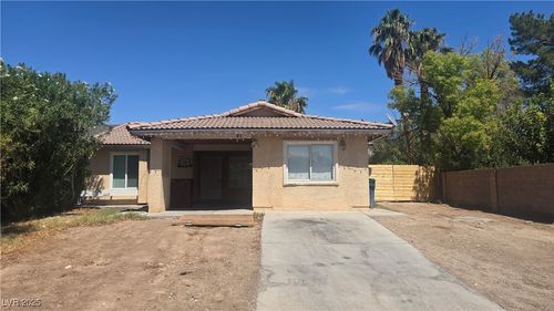 47 Locustwood St, Las Vegas, NV, 89110-4707 | Card Image