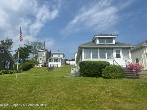 464 Point Road, Lake Winola, PA, 18625 | Card Image