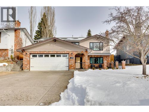 350 Killoren Cres, Prince George, BC, V2M6J9 | Card Image