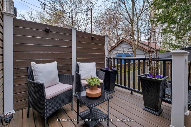 65 Tiverton Ave, House other with 3 bedrooms, 2 bathrooms and 2 parking in Toronto ON | Image 16
