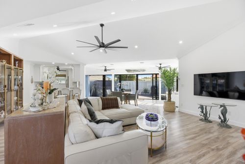 apt-24b-1127 E Seminole Ave, Jupiter, FL, 33477-5542 | Card Image