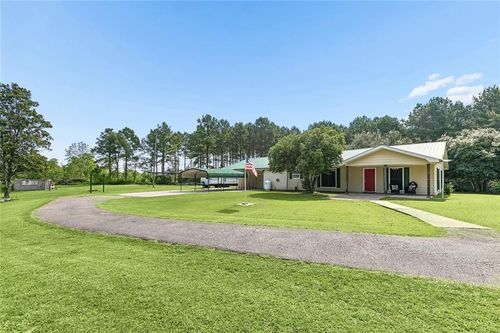95 Silver Dollar Ln, Greensburg, LA, 70441-4851 | Card Image