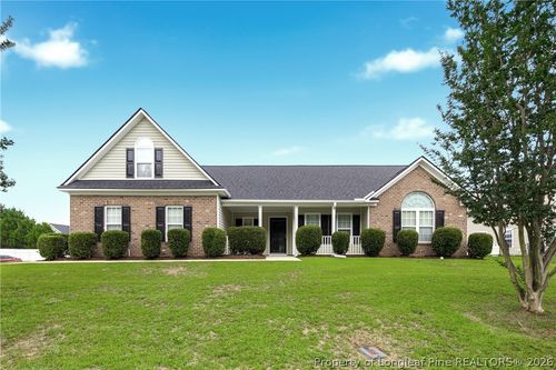 325 Ranier Dr, Raeford, NC, 28376-9236 | Card Image