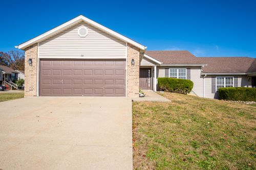 161 Woodland Drive N, Branson, MO, 65616 | Card Image