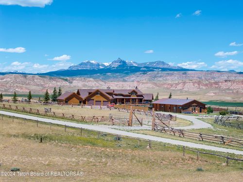 14 Table Top Dr, Dubois, WY, 82513-5103 | Card Image