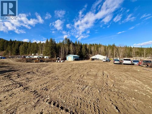 4751 5th Ave Sw, Salmon Arm, BC, V1E2Y9 | Card Image