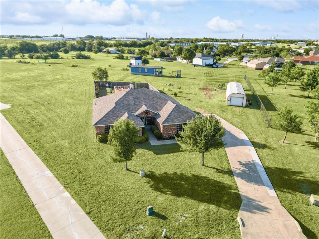 Buffalo Hollow Ct, Haslet, TX 76052