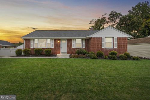 9421 Dawn Dr, Nottingham, MD, 21236-1513 | Card Image