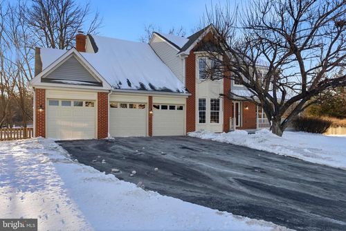 613 Brian Thomas Ct Se, LEESBURG, VA, 20175-8969 | Card Image