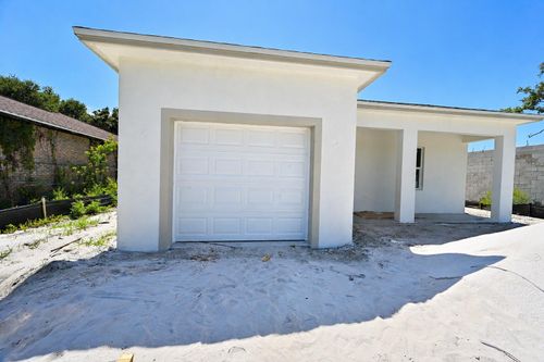 2007 N 48th St, Fort Pierce, FL, 34947-1624 | Card Image