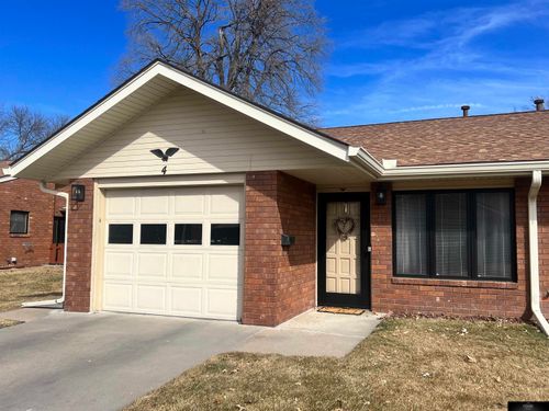 4-4305 Normal Boulevard, Lincoln, NE, 68516 | Card Image