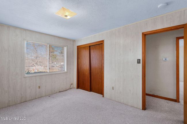 23-web-or-mls-219 E Jackson-23 | Image 19