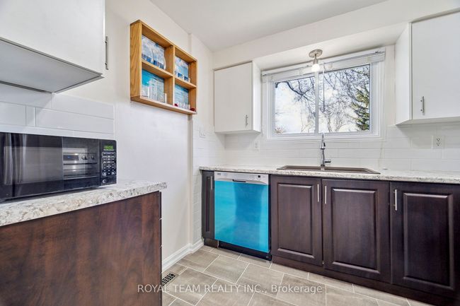 41 - 205 Carlyle Dr, Condo with 3 bedrooms, 3 bathrooms and 2 parking in London ON | Image 15