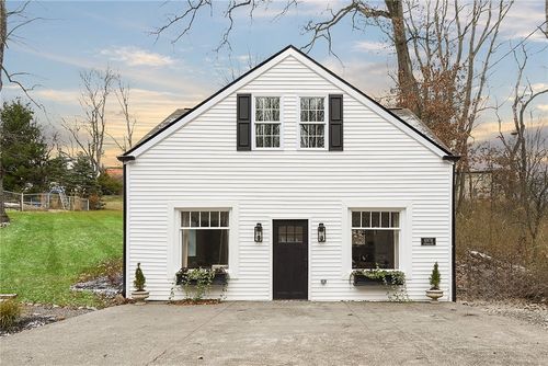 4978 S Pioneer Rd, Gibsonia, PA, 15044-8461 | Card Image