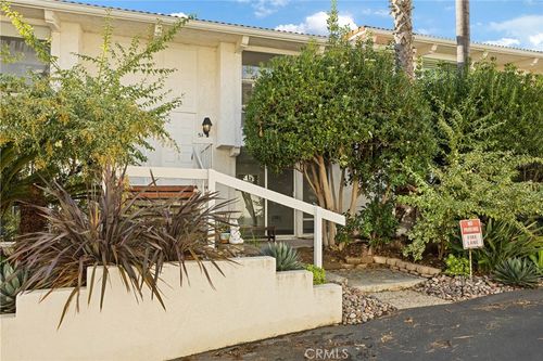 2315 Caringa Way, Carlsbad, CA, 92009-6374 | Card Image