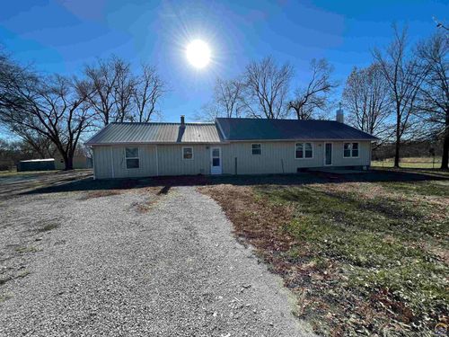 1464 Sand Creek, Pomona, KS, 66076 | Card Image