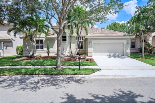 970 Greenwood Rd, Weston, FL, 33327-1858 | Card Image