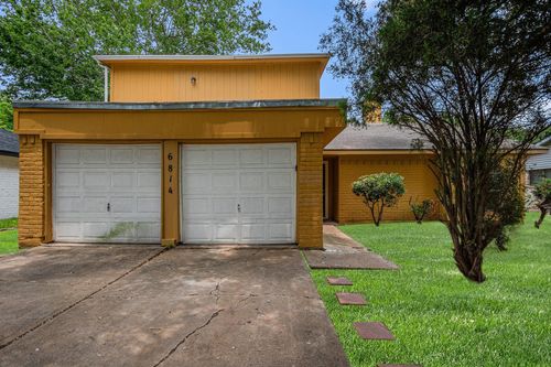 6814 Indian Falls Dr, Missouri City, TX, 77489-2628 | Card Image