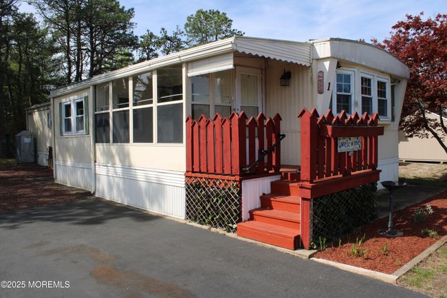 1 Eagle Dr, Home with 2 bedrooms, 1 bathrooms and 2 parking in Whiting NJ | Image 17