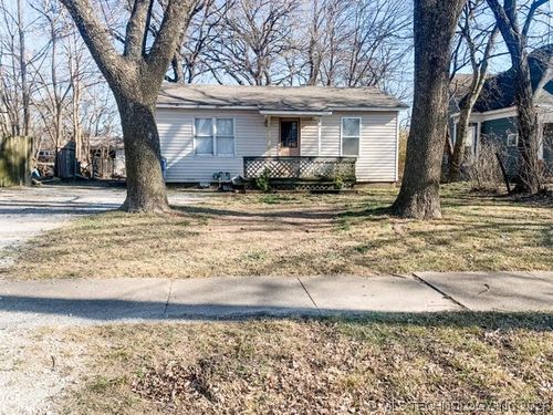 136 S 4th Street, Vinita, OK, 74301 | Card Image