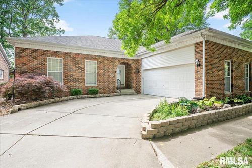 105 Timberridge Dr, Springfield, IL, 62702-6677 | Card Image