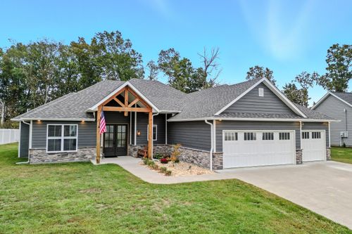 15180 Everglades Dr, ASHLAND, MO, 65010-5547 | Card Image