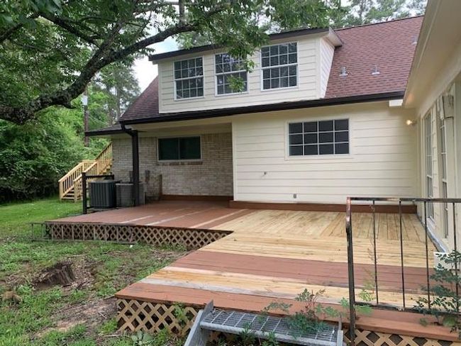 15025 Stagecoach Rd, House other with 5 bedrooms, 3 bathrooms and 1 parking in Stagecoach TX | Image 5